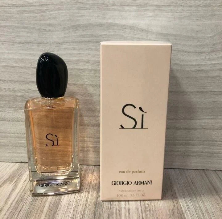 Giorgio Armani Si for Women Eau de Parfum 3.4 oz | Elegant, Modern & Feminine